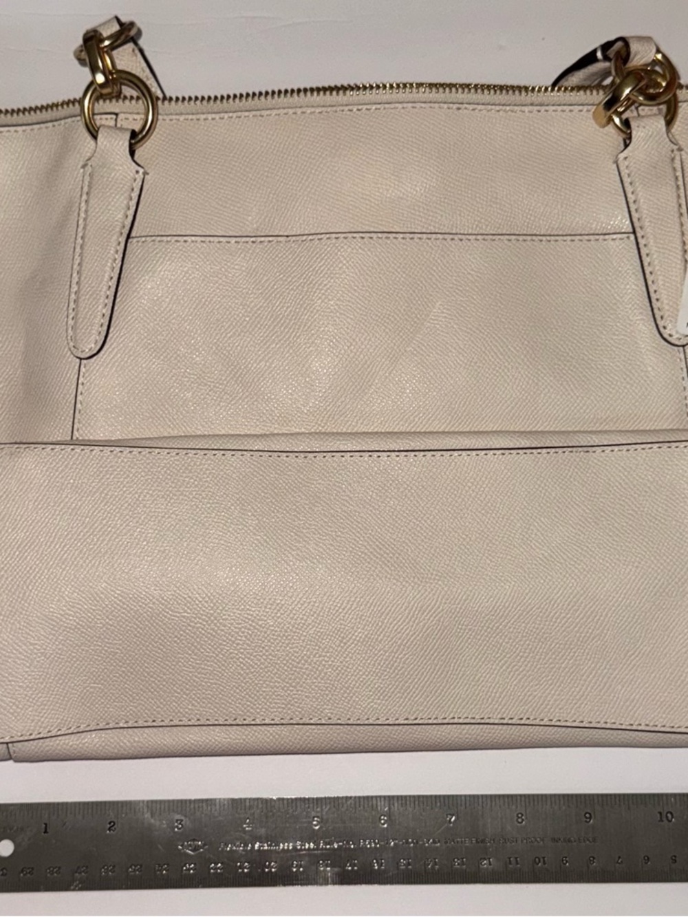 Brand New Coach Cream Leather Shoulder Bag with Gold Hardware - Picture 2 of 4